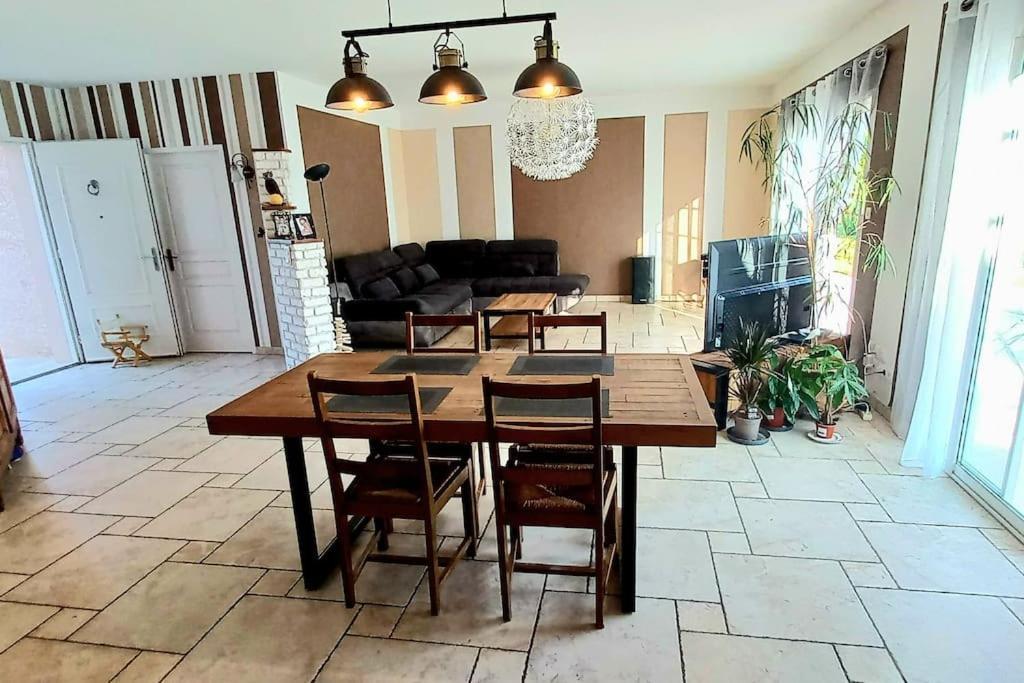 Villa 140 M² Hab. Avec Piscine Castres  Zewnętrze zdjęcie